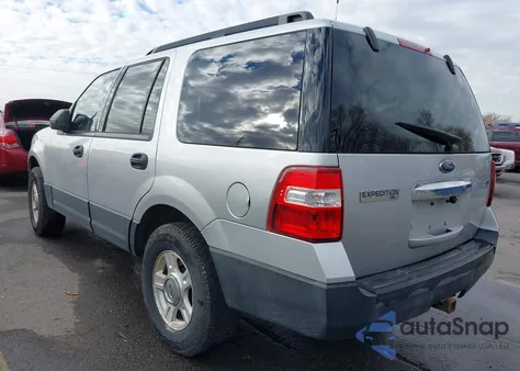 2010 Ford Expedition Xlt z USA, uszkodzony, nr VIN 1FMJU1G50AEA99614